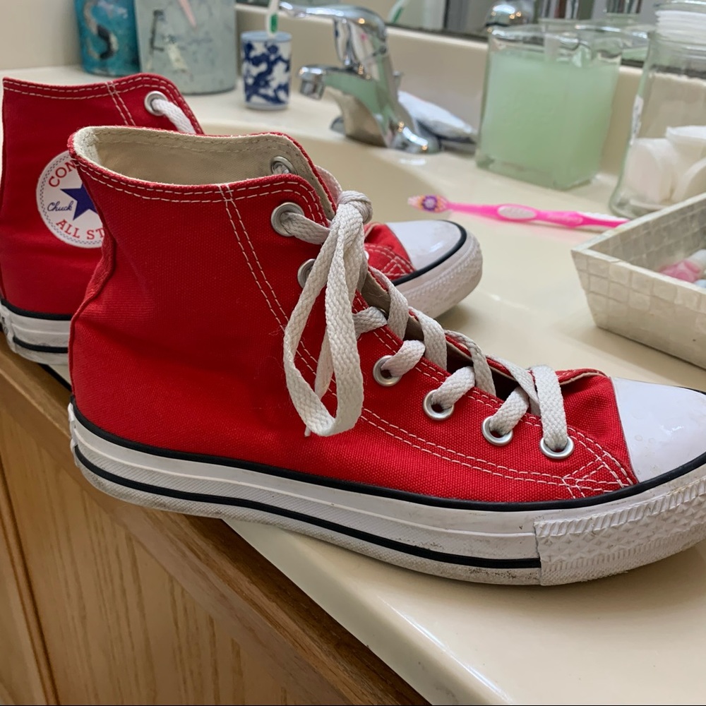Red Coverse